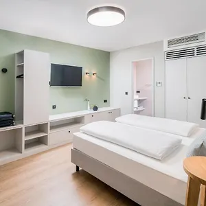 επισκεφθείτε το ξενοδοχείο