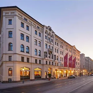Hotel Vier Jahreszeiten Kempinski, München