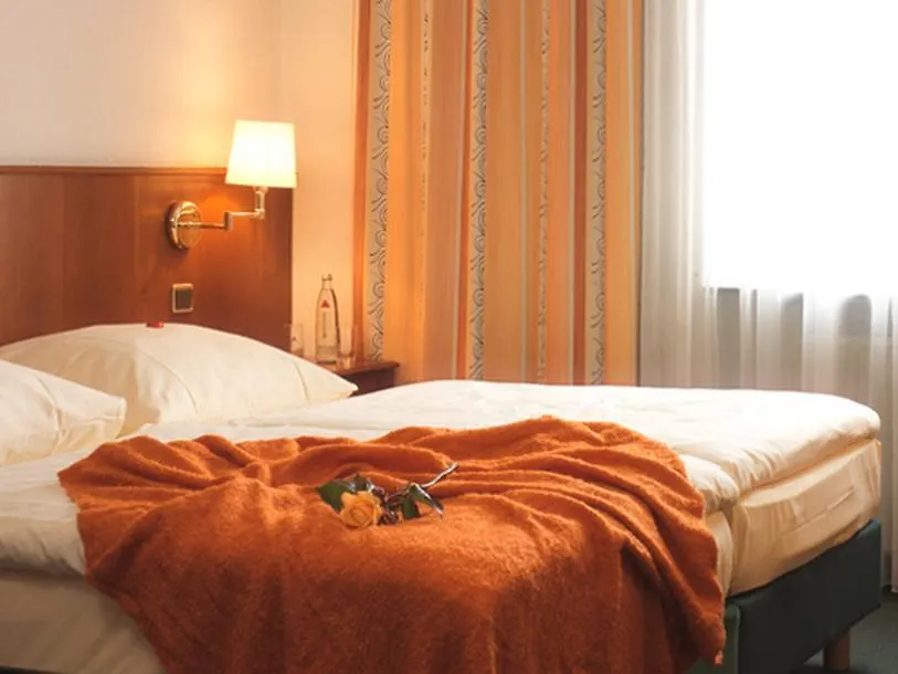 Hotel Amba München 3*,