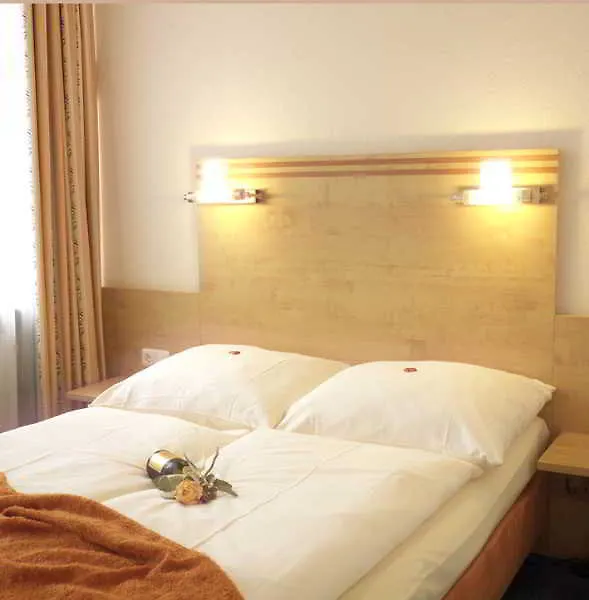 Hotel Amba München 3*,